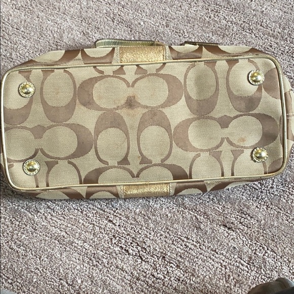 Large coach purse - Picture 2 of 8
